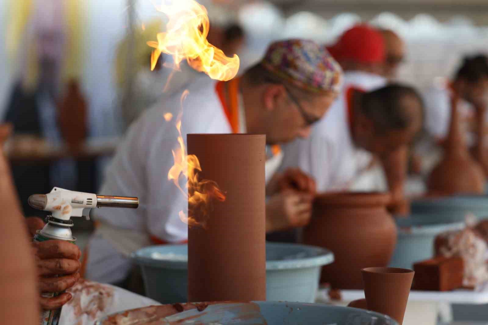 comlegin-kalbi-menemen-45-ulkeyi-bulusturacak