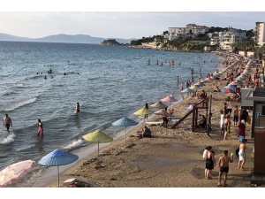 Kuşadası’nda Bayram Hareketliliği