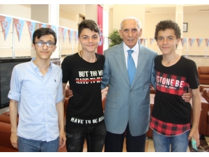 Sümer: "Savunma Güvenliğini Koruduğumuz Zaman Bir Büyük Problemi Çözeceğiz"