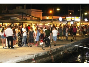 Ayvalık Ramazan Bayram’ında Tatilcilerle Doldu Taştı