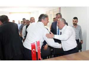 Ayan “Yok Öyle Ankara’da Oturmak, Yatmak”