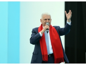 Başbakan Yıldırım: "Ortada Bir Eseriniz Yok, Millet Neye Göre Size Destek Versin"