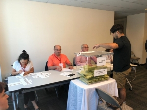 Abd’de Yaşayan Türkler Seçimlerin Son Günü Sandığa Büyük İlgi Gösterdi