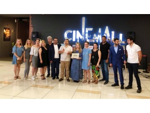 Kıbrıs’ta Çekilen Filmlerin Afişleri Sergilendi