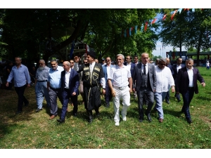 56’ıncı Akbalık Yağlı Güreşleri Gerçekleşti