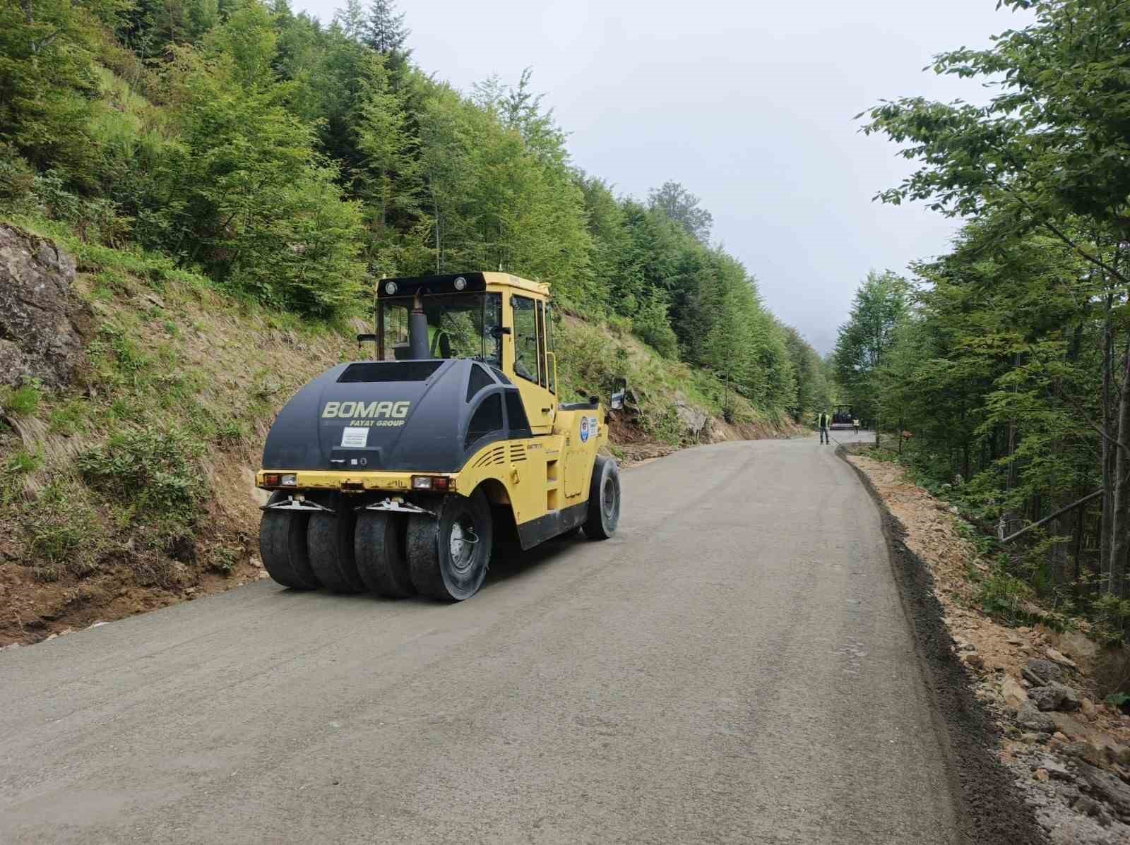 trabzon-da-yayla-yollarinda-yogun-mesai