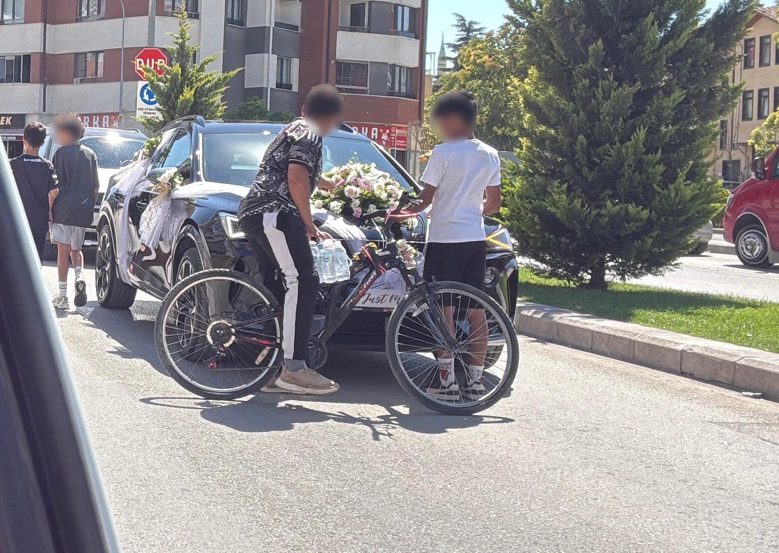 bahsis-almak-icin-hem-kendi-canlarini-hem-de-trafigi-tehlikeye-attilar