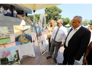 Hobi Ve Sanat Kursiyerleri Hünerlerini Sergiledi