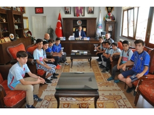 Simav İdman Yurdu’nun Şampiyonluk Sevinci