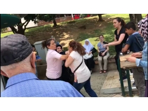 Chp Standında Şehit Annesine Saldırı İddialarına Açıklama