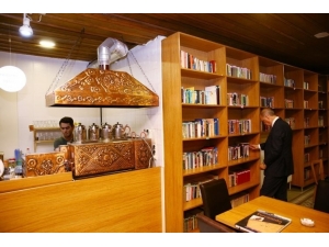 İzmit’te “Millet Kıraathanesi” Açılıyor