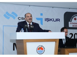 Uzunkaya: "Önümüzdeki Ay İşsizlik Rakamlarında Tek Haneleri Göreceğiz"