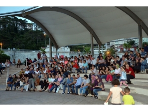 Alaplı’da Muhteşem Türk Halk Müziği Konseri