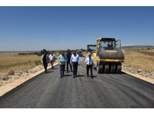 Vali Tekinarslan Asfaltlanan Köy Yollarını Denetledi