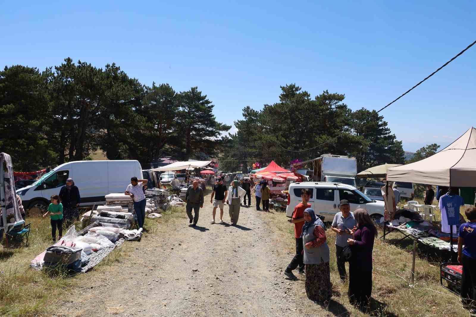 bengu-yaylasi-nda-30-yil-coskusu-gurbet-ile-sila-yeniden-bulustu