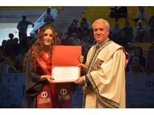 Mühendislik Fakültesi, Genç Mühendisleri Yeni Hayatlarına Uğurladı