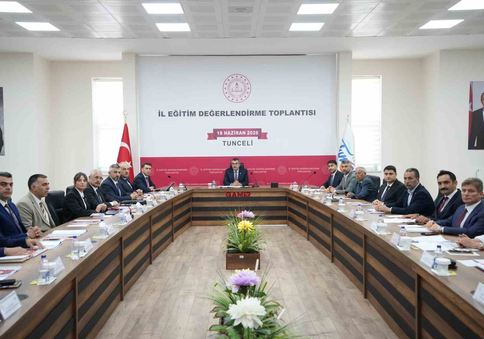 milli-egitim-bakani-tekin-tunceli-de-ogrenci-sayimiz-hizla-dusuyor