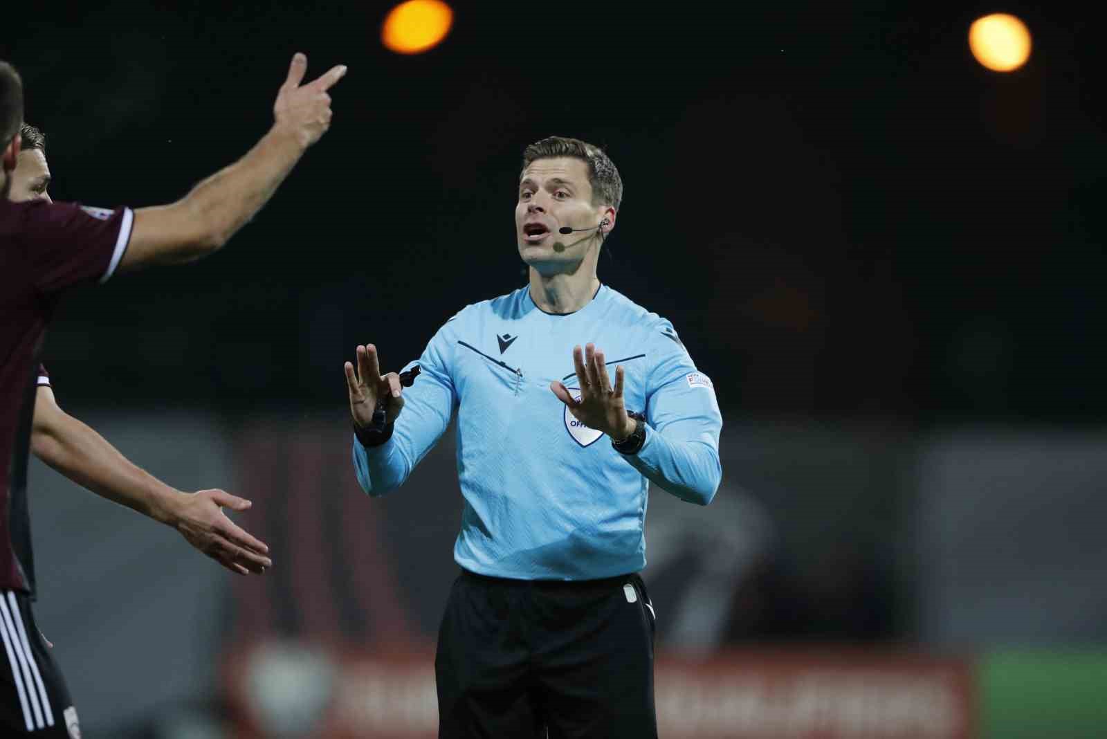 besiktas-hradec-kralove-macini-urs-schnyder-yonetecek