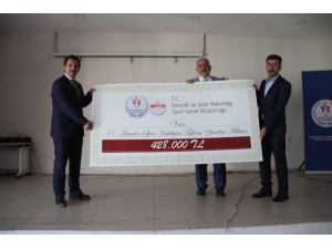 Gençlik Ve Spor Bakanlığı Tarafından Van’da Amatör Spor Kulüplerine Nakdi Yardım Yapıldı