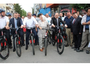 Bakan Özlü: “Zafere Doğru İlerliyoruz”