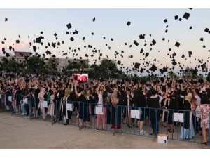 Hatay Mkü’de 25. Mezuniyet Coşkusu
