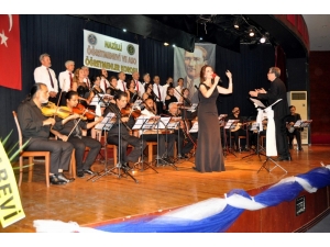 Öğretmenlerden ‘Unutulmayan Yaz Şarkıları Ve Türküleri’ Konseri