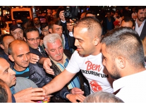 Mhp’li Adem Yurdigül Gönüllerde Taht Kuruyor, Ezberleri Bozuyor