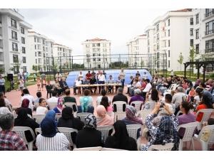 Başkan Üzülmez Kartepelilerle Birlikte