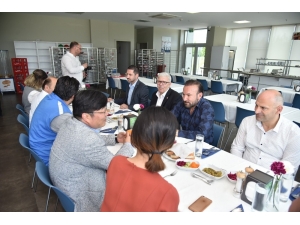 Başkan Doğan, “Yatırımların Artması İçin Ak Parti Ve Erdoğan Demeliyiz”