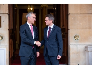Stoltenberg: "İngiltere’ye İhtiyacımız Var"
