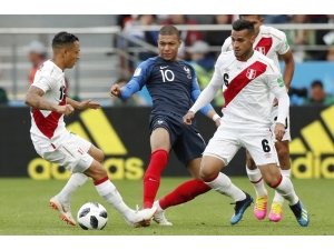 2018 Fıfa Dünya Kupası: Fransa: 1 - Peru: 0