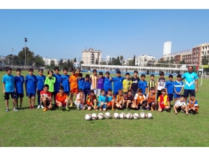 Akdeniz’de Yaz Spor Okulları Kayıtları Başladı