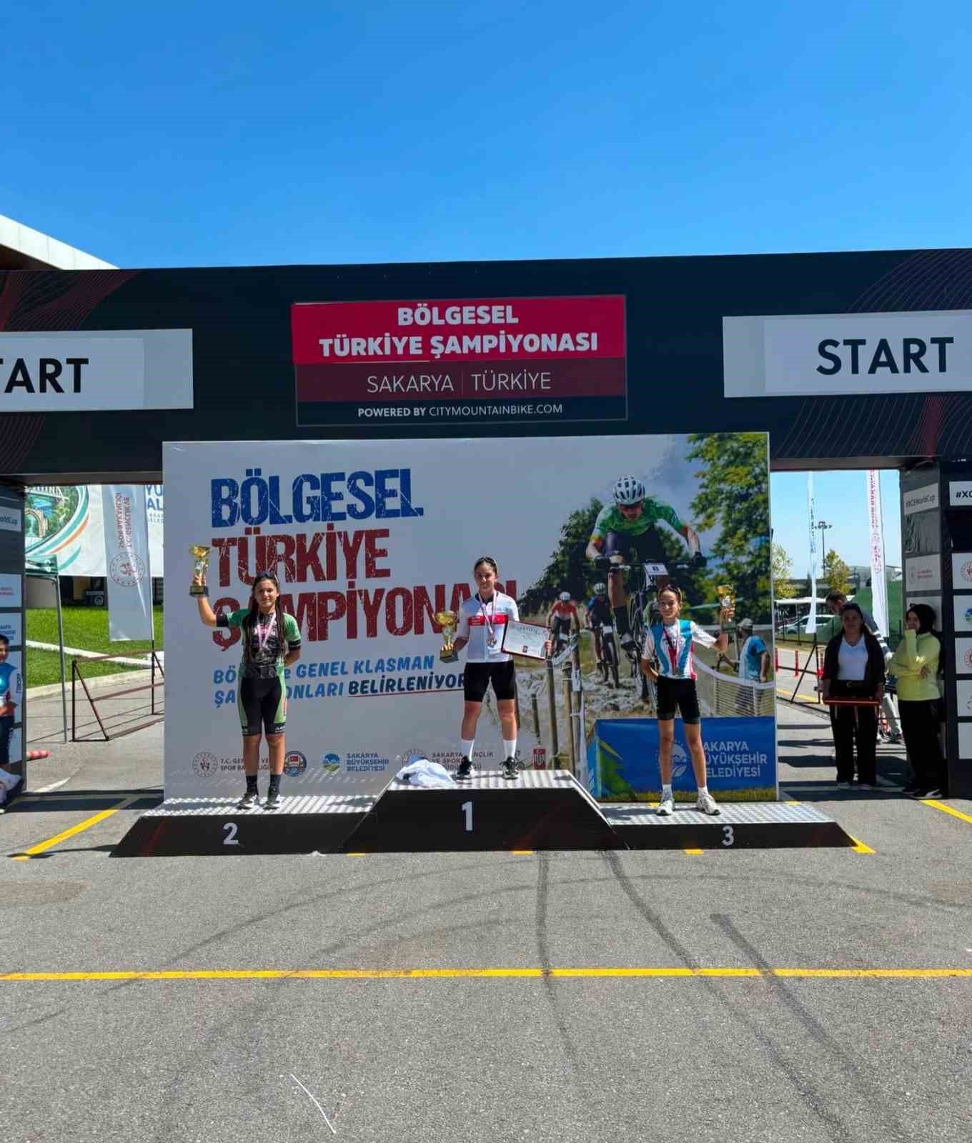 kayserili-sporculardan-sakarya-da-3-turkiye-sampiyonlugu
