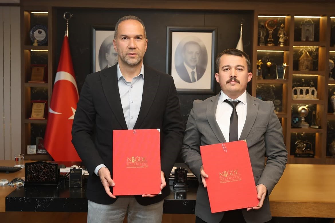 nigde-belediyesi-nden-sehre-iki-yeni-kur-an-kursu