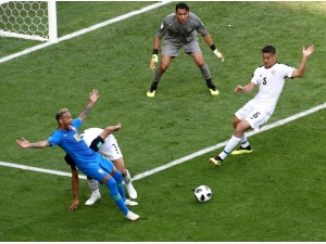 Fıfa Dünya Kupası: Brezilya: 2 - Kosta Rika: 0