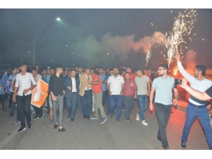 Gençlerden Milletvekili Adayı Çakır’a Destek