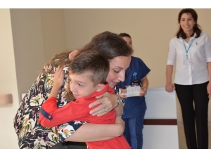 Makedonya’da Tedavi İmkanı Bulamadığı Hastalığı İçin Türkiye’ye Geldi