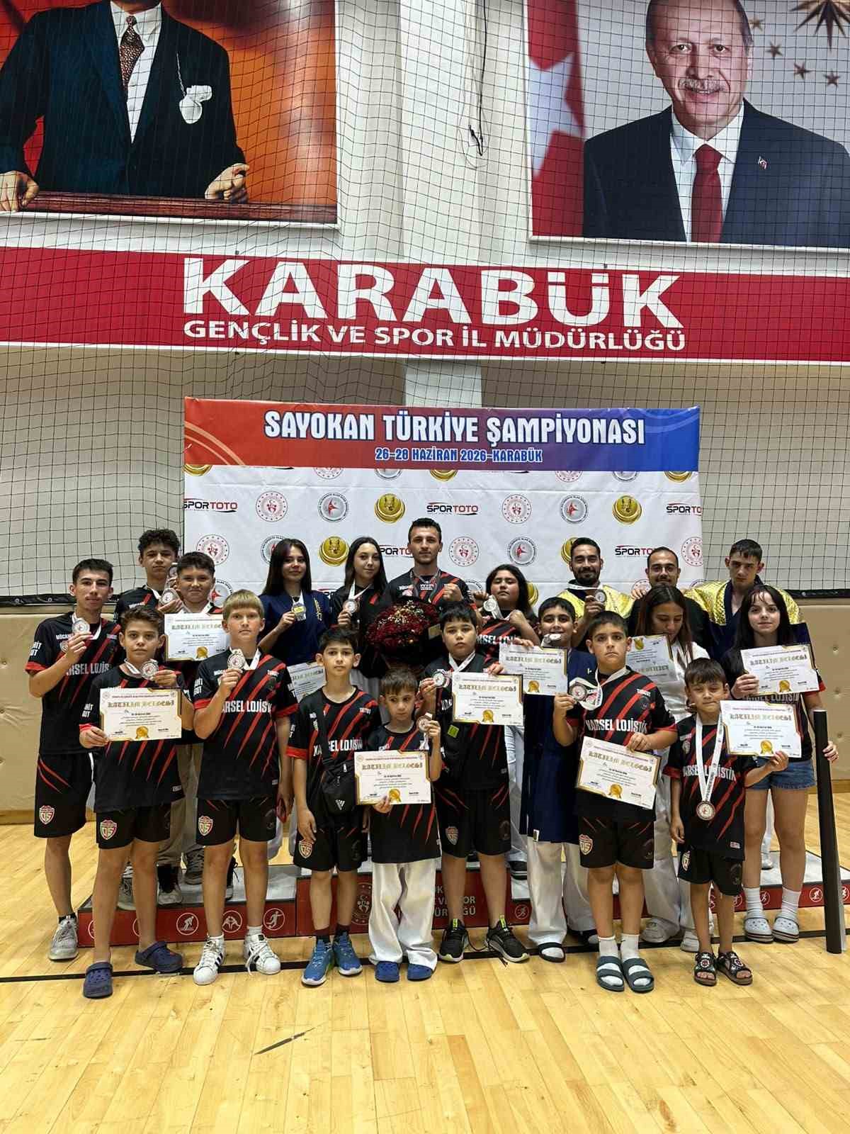 bilecikli-sporculardan-tarihi-basari-16-milli-takim-adayi-16-madalya