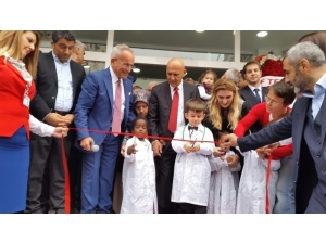 Kurdelesini Kestiği Hastanede Sünnet Oldu