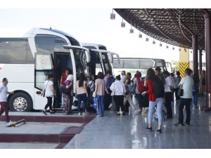 Seçime Saatler Kala Eskişehir Otogarında Yoğunluk