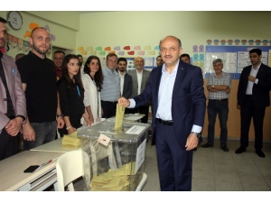 Başbakan Yardımcısı Fikri Işık: “Halkın Bugüne Kadar Hiç Yanlış Yapmadığı İnancındayım”