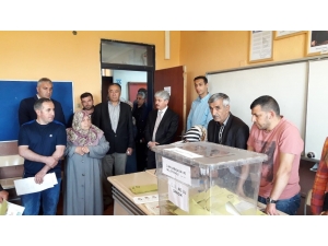 Kars Valisi Rahmi Doğan Oyunu Kullandı