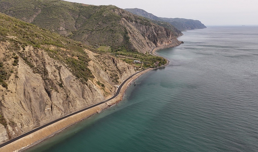 ucmakdere-sarkoy-yolu-yenileniyor