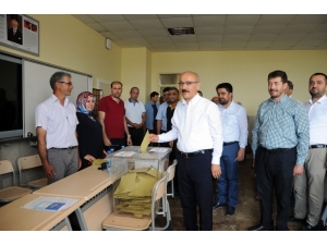 Kalkınma Bakanı Elvan: "Türkiye Büyümeye Ve Güçlenmeye Devam Edecektir"