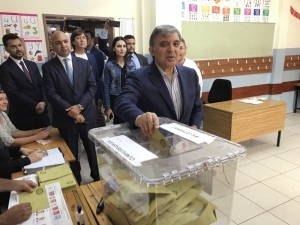 11. Cumhurbaşkanı Abdullah Gül: “Hayırlı Olsun Memleketimiz İçin, Milletimiz İçin, İnşallah İyi Olur”