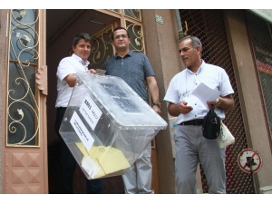 Seyyar Sandıklar Bursa’da Da Seçmenin Ayağına Gitti