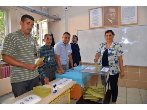 Başkan Çeçrioğlu, Oyunu Menderes’in Baba Ocağında Kullandı