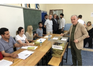 Ak Parti İstanbul Milletvekili Aziz Babuşcu Oyunu Gaziosmanpaşa’da Kullandı