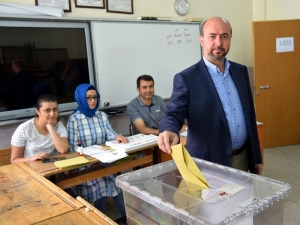 Başkan Pekyatırmacı Oyunu Kullandı