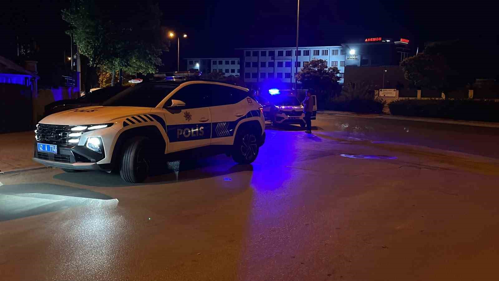 cadde-uzerindeki-kavga-kanli-bitti-1-yarali
